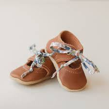 Sun And Lace Tie Baby Mary Janes Walnut Size 3