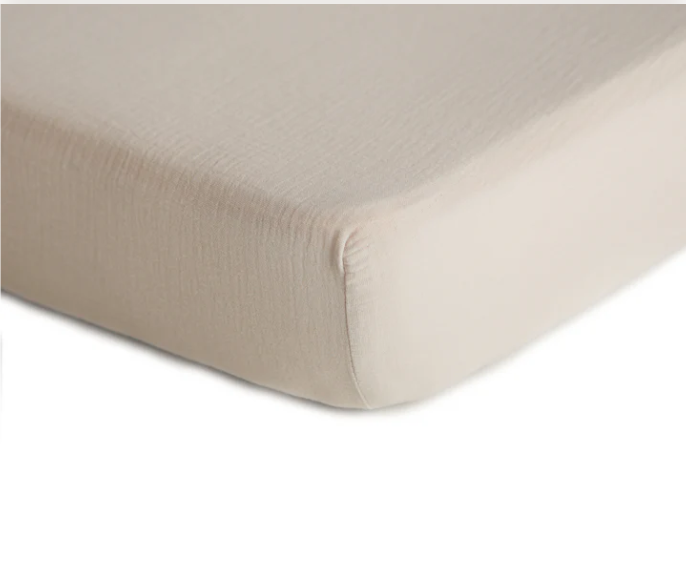 Mushie Mini Muslin Crib Sheet Fog